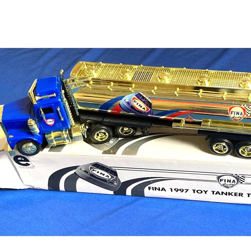 VTG 1997 Fina Limited Edition Gold Tanker 1/32 NOS Diecast Truck 18 Wheeler Toy